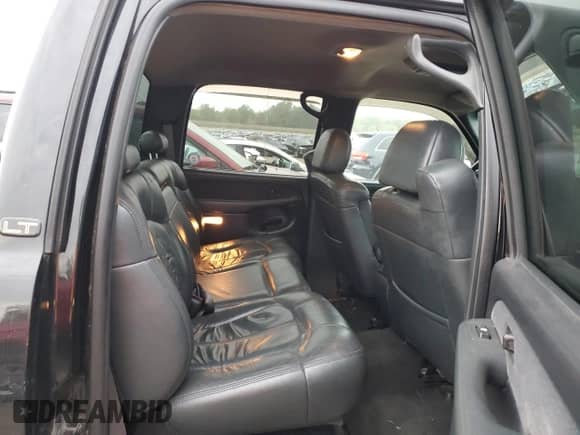 2002 Chevrolet Silverado 1500HD LT с VIN 1GCGK13U22F171359, выставлен на аукционе Copart как лот 71700225 с пробегом 222 951 миль миль и Чистый • Clean title. История ставок и продаж доступна на DreamBid. Изображение 10.