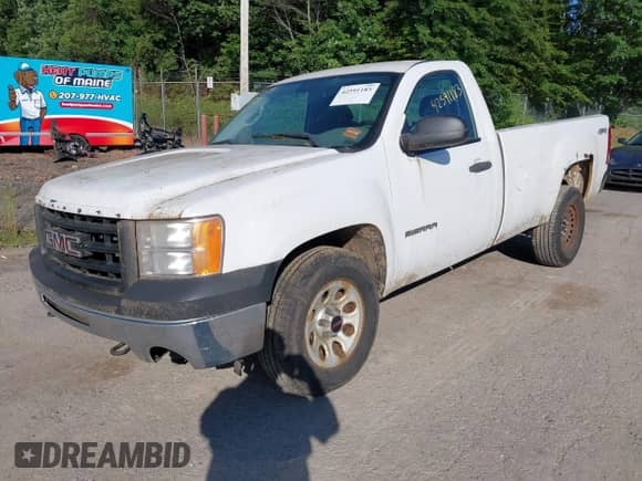 2011 GMC Sierra 1500 Work Truck z VIN 1GTN2TEX8BZ110204, wystawiony jako IAAI lot #42591183 z przebiegiem 136 145 mil mil oraz . Historia ofert i sprzedaży dostępna na DreamBid. Obrazek 2.