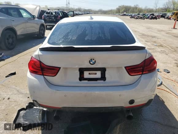 2018 BMW 4 Series 440i xDrive z VIN WBA4J7C55JBB98708, wystawiony jako Copart lot #53335975 z przebiegiem 70 130 mil mil oraz Szkoda całkowita • Salvage title. Historia ofert i sprzedaży dostępna na DreamBid. Obrazek 6.