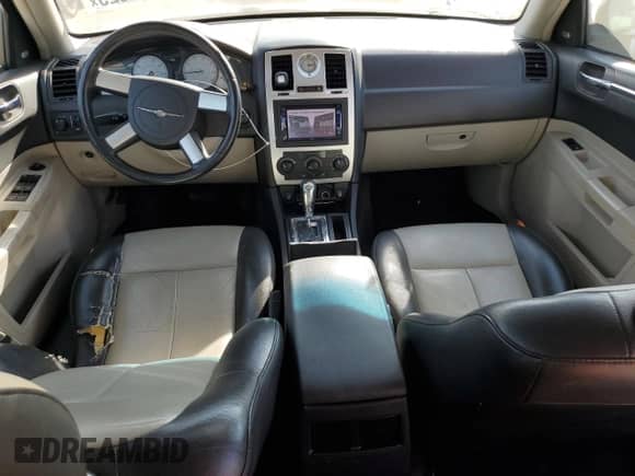 2006 Chrysler 300 Touring с VIN 2C3KA53G66H343268, выставлен на аукционе Copart как лот 81231825 с пробегом 142 824 миль миль и Списание • Salvage title. История ставок и продаж доступна на DreamBid. Изображение 8.