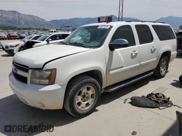 2008 Chevrolet Suburban 2LT с VIN 3GNFK16398G264876, выставлен на аукционе Copart как лот 68973205 с пробегом 252 009 миль миль и Чистый • Clean title. История ставок и продаж доступна на DreamBid. Изображение 1.