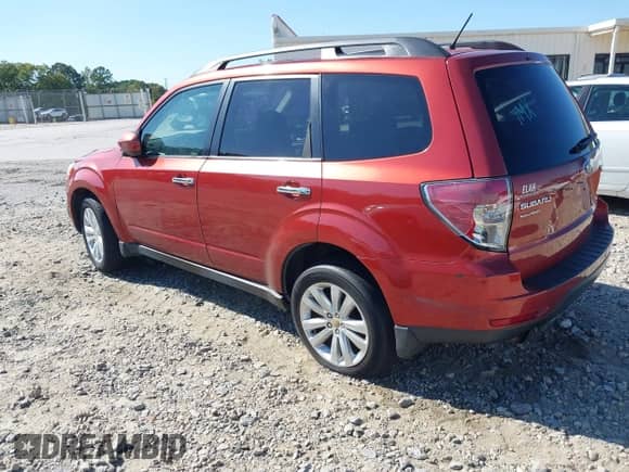 2011 Subaru Forester X Limited z VIN JF2SHBFC7BH739077, wystawiony jako IAAI lot #43201145 z przebiegiem 273 957 mil mil oraz . Historia ofert i sprzedaży dostępna na DreamBid. Obrazek 3.