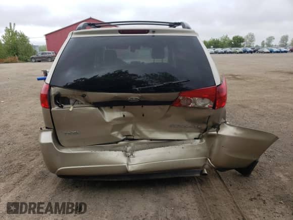 2009 Toyota Sienna CE с VIN 5TDZK29C09S249094, выставлен на аукционе Copart как лот 58906735 с пробегом 293 043 миль миль и Списание • Salvage title. История ставок и продаж доступна на DreamBid. Изображение 6.