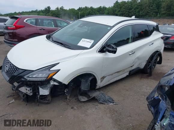 2024 Nissan Murano SV with VIN 5N1AZ2BS6RC107582, listed as a IAAI auction lot 42574994 with 10,996 mi miles and . Bid and sale history available at DreamBid. Image 18.