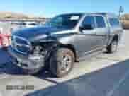 2013 Ram 1500 Big Horn z VIN 1C6RR7LT6DS630456, wystawiony jako IAAI lot #42851570 z przebiegiem 129 774 mil mil oraz . Historia ofert i sprzedaży dostępna na DreamBid. Obrazek 17.