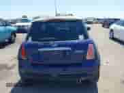 2005 MINI Hardtop с VIN WMWRC33455TJ66516, выставлен на аукционе IAAI как лот 42689294 с пробегом 224 262 миль миль и . История ставок и продаж доступна на DreamBid. Изображение 16.