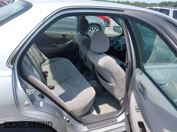 2002 Honda Accord EX with VIN 1HGCG56642A076174, listed as a IAAI auction lot 42819951 with 165,539 mi miles and . Bid and sale history available at DreamBid. Image 8.