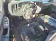 2001 GMC Sierra 1500 SLE z VIN 2GTEC19T211287783, wystawiony jako Copart lot #84647695 z przebiegiem 375 190 mil mil oraz Szkoda całkowita • Salvage title. Historia ofert i sprzedaży dostępna na DreamBid. Obrazek 8.