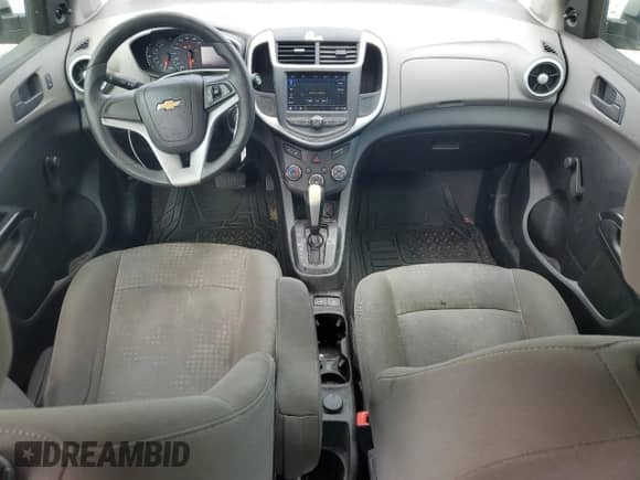 2018 Chevrolet Sonic LS с VIN 1G1JB5SH8J4124583, выставлен на аукционе Copart как лот 53835175 с пробегом 136 844 миль миль и Списание • Salvage title. История ставок и продаж доступна на DreamBid. Изображение 8.