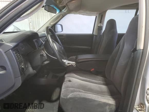 2003 Dodge Dakota Sport с VIN 1D7HG38N03S170907, выставлен на аукционе Copart как лот 46998985 с пробегом 97 805 миль миль и Списание • Salvage title. История ставок и продаж доступна на DreamBid. Изображение 7.