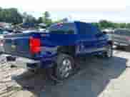 2014 Chevrolet Silverado 1500 LT z VIN 3GCUKREH3EG170483, wystawiony jako IAAI lot #42251858 z przebiegiem 155 135 mil mil oraz . Historia ofert i sprzedaży dostępna na DreamBid. Obrazek 4.