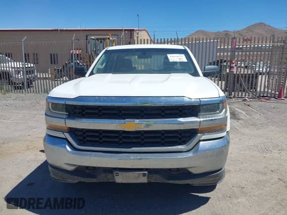 2017 Chevrolet Silverado 1500 Work Truck z VIN 3GCUKNEC9HG462592, wystawiony jako IAAI lot #42634133 z przebiegiem 172 100 mil mil oraz . Historia ofert i sprzedaży dostępna na DreamBid. Obrazek 6.