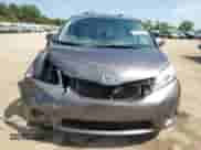 2012 Toyota Sienna XLE z VIN 5TDDK3DC1CS040350, wystawiony jako Copart lot #68861645 z przebiegiem 168 410 mil mil oraz Szkoda całkowita • Salvage title. Historia ofert i sprzedaży dostępna na DreamBid. Obrazek 5.