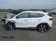 2018 Hyundai Tucson Value с VIN KM8J3CA29JU675168, выставлен на аукционе IAAI как лот 42987146 с пробегом Не указан миль и . История ставок и продаж доступна на DreamBid. Изображение 14.