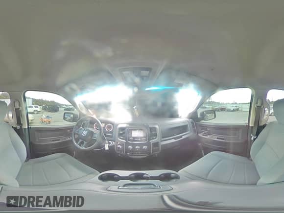 2018 Ram 1500 Express z VIN 1C6RR7FT6JS284562, wystawiony jako Copart lot #69349945 z przebiegiem 115 574 mil mil oraz Szkoda całkowita • Salvage title. Historia ofert i sprzedaży dostępna na DreamBid. Obrazek 14.