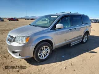 2018 Dodge Grand Caravan SXT with VIN 2C4RDGCG5JR265517, listed as a Copart auction lot 80088115 with 152,680 mi miles and Salvage title. Bid and sale history available at DreamBid. Image 1.