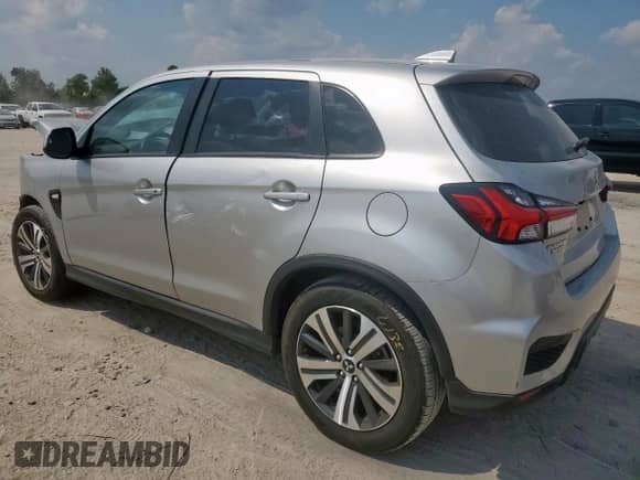 2024 Mitsubishi Outlander S с VIN JA4ARUAU2RU020611, выставлен на аукционе Copart как лот 81485635 с пробегом 20 669 миль миль и Списание • Salvage title. История ставок и продаж доступна на DreamBid. Изображение 2.