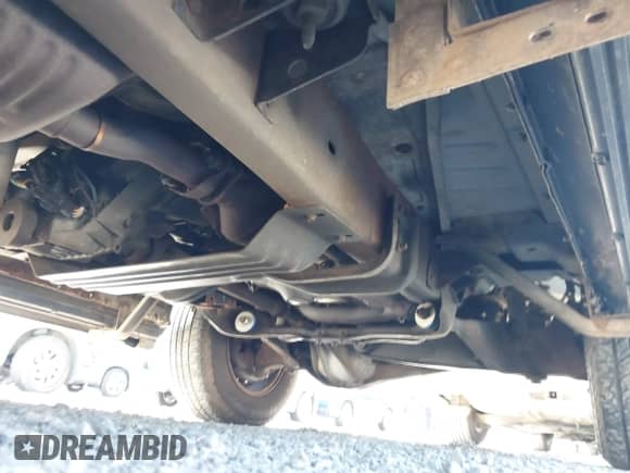 1994 Ford Explorer Eddie Bauer с VIN 1FMCU24X8RUC83284, выставлен на аукционе IAAI как лот 42634506 с пробегом 207 939 миль миль и . История ставок и продаж доступна на DreamBid. Изображение 19.