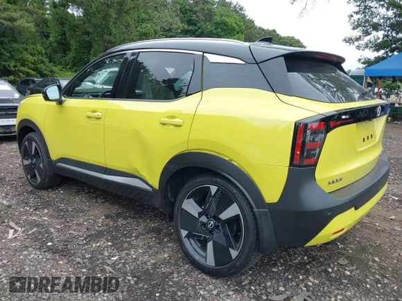 2025 Nissan Kicks SR with VIN 3N8AP6DB6SL314907, listed as a IAAI auction lot 42574144 with 1,634 mi miles and . Bid and sale history available at DreamBid. Image 6.