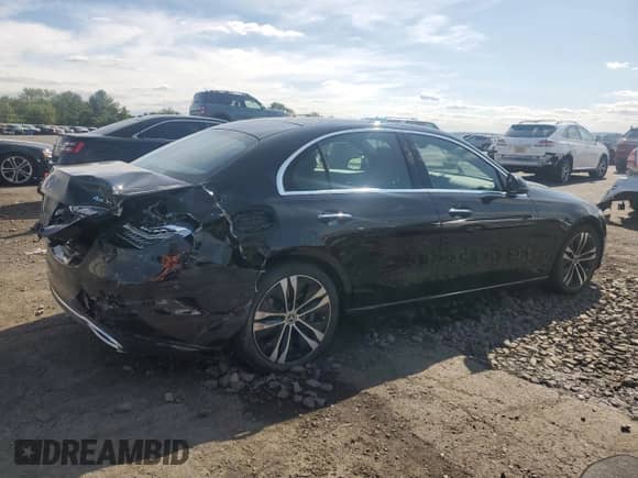 2022 Mercedes-Benz C 300 с VIN W1KAF4HB7NR018746, выставлен на аукционе Copart как лот 71707475 с пробегом 44 096 миль миль и Списание • Salvage title. История ставок и продаж доступна на DreamBid. Изображение 3.