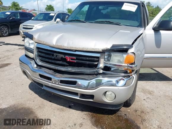 2005 GMC Sierra 1500 SLE with VIN 1GTEK19Z15Z334502, listed as a IAAI auction lot 42010820 with 253,786 mi miles and . Bid and sale history available at DreamBid. Image 6.