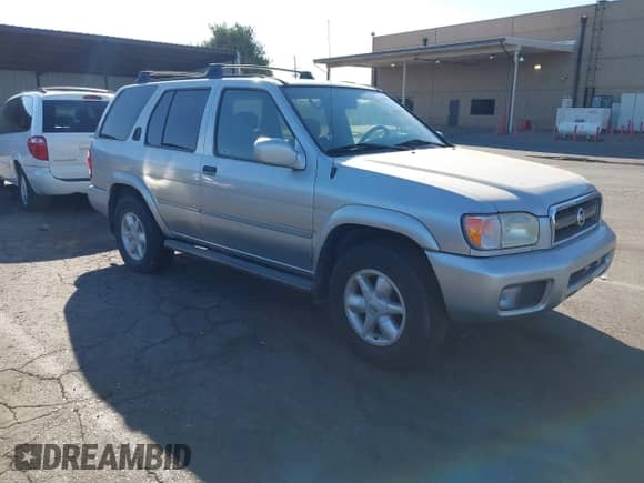 2002 Nissan Pathfinder SE with VIN JN8DR09Y72W733098, listed as a IAAI auction lot 43239221 with 236,085 mi miles and . Bid and sale history available at DreamBid. Image 1.