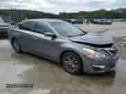 2015 Nissan Altima SL with VIN 1N4AL3AP7FN921738, listed as a Copart auction lot 85676165 with 186,698 mi miles and Salvage title. Bid and sale history available at DreamBid. Image 4.