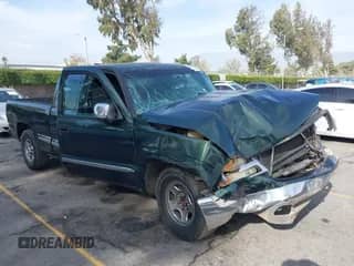 2002 GMC Sierra 1500 SLE с VIN 2GTEC19V121150546, выставлен на аукционе IAAI как лот 40974798 с пробегом Не указан миль и . История ставок и продаж доступна на DreamBid. Изображение 1.