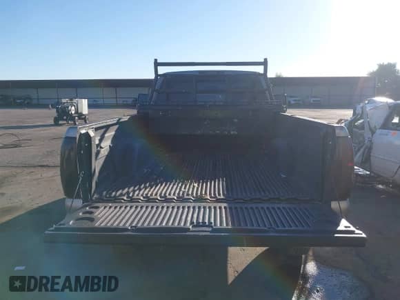 2001 Chevrolet Silverado 1500 with VIN 1GCEC14W31Z296341, listed as a IAAI auction lot 43359515 with 160,697 mi miles and . Bid and sale history available at DreamBid. Image 8.