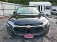 2024 Chevrolet Trax LS с VIN KL77LFE25RC011829, выставлен на аукционе Copart как лот 63186655 с пробегом 37 299 миль миль и Списание • Salvage title. История ставок и продаж доступна на DreamBid. Изображение 5.