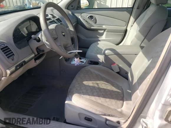 2005 Chevrolet Malibu Maxx LS с VIN 1G1ZT64825F146446, выставлен на аукционе Copart как лот 64784355 с пробегом 107 959 миль миль и Списание • Salvage title. История ставок и продаж доступна на DreamBid. Изображение 7.