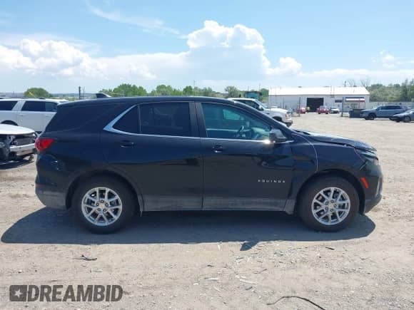 2024 Chevrolet Equinox LT z VIN 3GNAXUEGXRL272835, wystawiony jako IAAI lot #42579796 z przebiegiem 25 447 mil mil oraz . Historia ofert i sprzedaży dostępna na DreamBid. Obrazek 13.