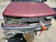 1991 Chevrolet Silverado 2500 z VIN 1GCFC24K0ME105574, wystawiony jako Copart lot #47259405 z przebiegiem 183 348 mil mil oraz Szkoda całkowita • Salvage title. Historia ofert i sprzedaży dostępna na DreamBid. Obrazek 11.