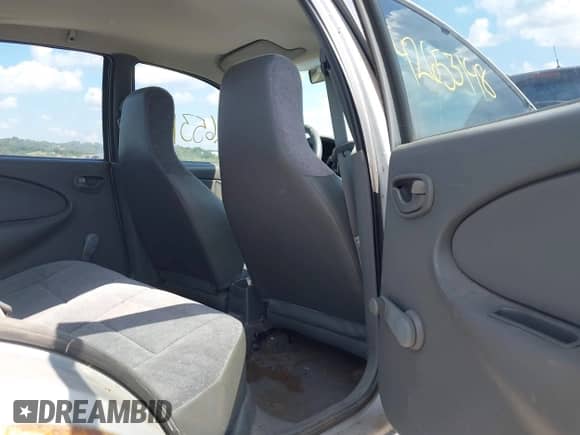 1999 Chevrolet Metro Lsi с VIN 2C1MR5222X6710860, выставлен на аукционе IAAI как лот 42653198 с пробегом 75 087 миль миль и . История ставок и продаж доступна на DreamBid. Изображение 8.