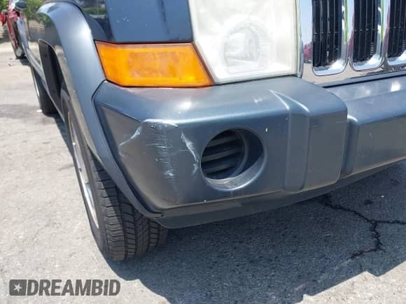 2007 Jeep Commander Sport with VIN 1J8HH48KX7C548033, listed as a IAAI auction lot 42555217 with 213,236 mi miles and . Bid and sale history available at DreamBid. Image 17.