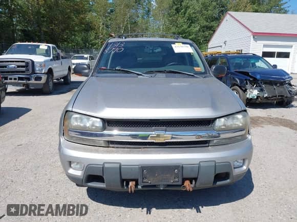 2005 Chevrolet TrailBlazer LS с VIN 1GNDT13S952312199, выставлен на аукционе IAAI как лот 43138790 с пробегом 170 041 миль миль и . История ставок и продаж доступна на DreamBid. Изображение 13.