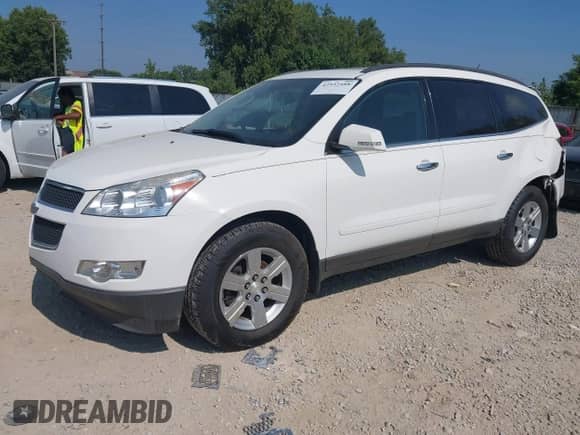 2012 Chevrolet Traverse 1LT z VIN 1GNKVGED0CJ141414, wystawiony jako IAAI lot #42932488 z przebiegiem 170 057 mil mil oraz . Historia ofert i sprzedaży dostępna na DreamBid. Obrazek 18.