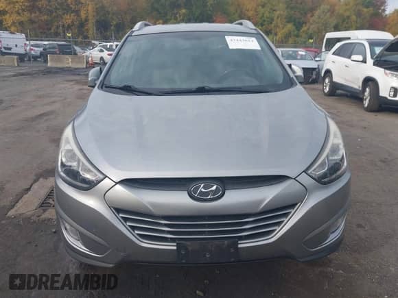 2015 Hyundai Tucson SE with VIN KM8JU3AG1FU116018, listed as a IAAI auction lot 43443014 with 141,816 mi miles and . Bid and sale history available at DreamBid. Image 6.