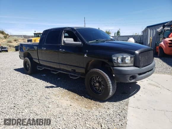 2008 Dodge 2500 SXT with VIN 3D7KS29A18G133261, listed as a Copart auction lot 67578055 with 260,022 mi miles and Salvage title. Bid and sale history available at DreamBid. Image 4.