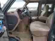 2000 Dodge Cargo Conversion z VIN 2B6HB11Y4YK164678, wystawiony jako Copart lot #49082245 z przebiegiem 211 647 mil mil oraz Szkoda całkowita • Salvage title. Historia ofert i sprzedaży dostępna na DreamBid. Obrazek 7.