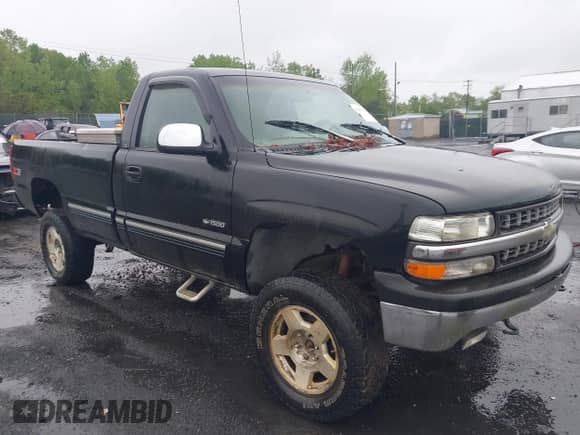 1999 Chevrolet Silverado 1500 LT with VIN 1GCEK14T8XE159503, listed as a IAAI auction lot 42237652 with 153,543 mi miles and . Bid and sale history available at DreamBid. Image 1.