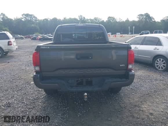 2019 Toyota Tacoma SR5 с VIN 3TMAZ5CNXKM085203, выставлен на аукционе IAAI как лот 42692521 с пробегом 190 094 миль миль и . История ставок и продаж доступна на DreamBid. Изображение 16.