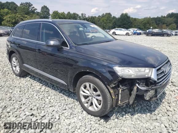 2017 Audi Q7 Premium Plus with VIN WA1LAAF7XHD008187, listed as a Copart auction lot 71292445 with 125,588 mi miles and Salvage title. Bid and sale history available at DreamBid. Image 4.