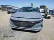 2023 Hyundai Elantra SEL с VIN KMHLM4AG9PU437479, выставлен на аукционе Copart как лот 87287265 с пробегом 28 167 миль миль и Списание • Salvage title. История ставок и продаж доступна на DreamBid. Изображение 5.