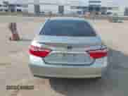 2017 Toyota Camry Hybrid LE z VIN 4T1BD1FK0HU222078, wystawiony jako IAAI lot #43065553 z przebiegiem 141 297 mil mil oraz . Historia ofert i sprzedaży dostępna na DreamBid. Obrazek 16.