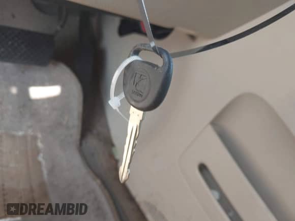 2006 Saturn VUE with VIN 5GZCZ534X6S898858, listed as a IAAI auction lot 42892562 with 169,994 mi miles and . Bid and sale history available at DreamBid. Image 11.