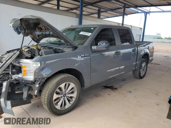 2018 Ford F-150 XL z VIN 1FTEW1CP0JFE16700, wystawiony jako Copart lot #81830355 z przebiegiem 69 898 mil mil oraz Szkoda całkowita • Salvage title. Historia ofert i sprzedaży dostępna na DreamBid. Obrazek 1.