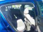 2017 Chevrolet Cruze LT z VIN 1G1BE5SM6H7131419, wystawiony jako IAAI lot #43462124 z przebiegiem 81 485 mil mil oraz . Historia ofert i sprzedaży dostępna na DreamBid. Obrazek 8.