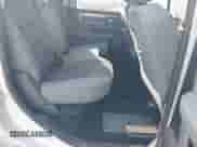 2013 Ram 1500 Big Horn z VIN 1C6RR7LT5DS621215, wystawiony jako IAAI lot #42881419 z przebiegiem 251 070 mil mil oraz . Historia ofert i sprzedaży dostępna na DreamBid. Obrazek 8.