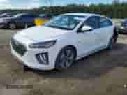 2020 Hyundai Ioniq SEL с VIN KMHC85LC6LU226156, выставлен на аукционе Copart как лот 71496833 с пробегом 92 496 миль миль и . История ставок и продаж доступна на DreamBid. Изображение 1.